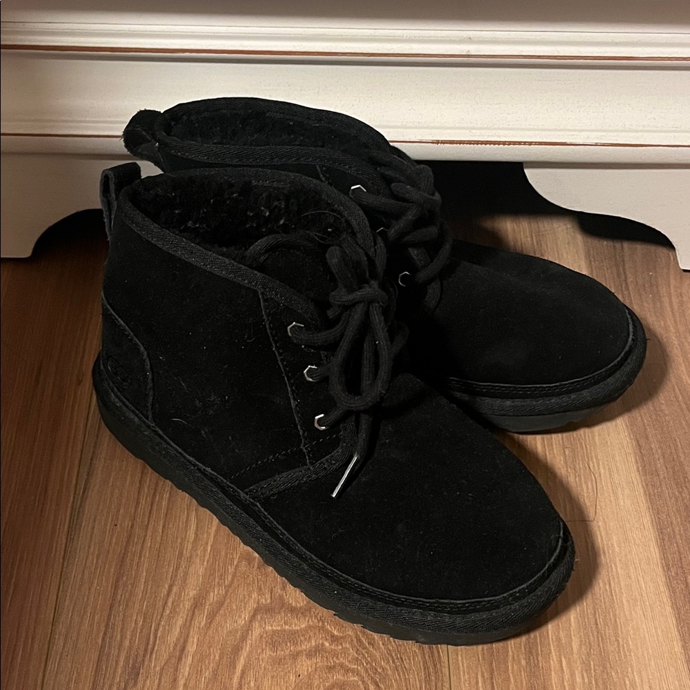 UGG Black Suede Lace-Up Boots kids size 4 unisex